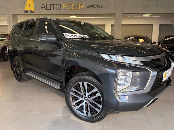 MITSUBISHI PAJERO SPORT 2.4 16V MIVEC TURBO DIESEL LEGEND AWD AUTOMÁTICO